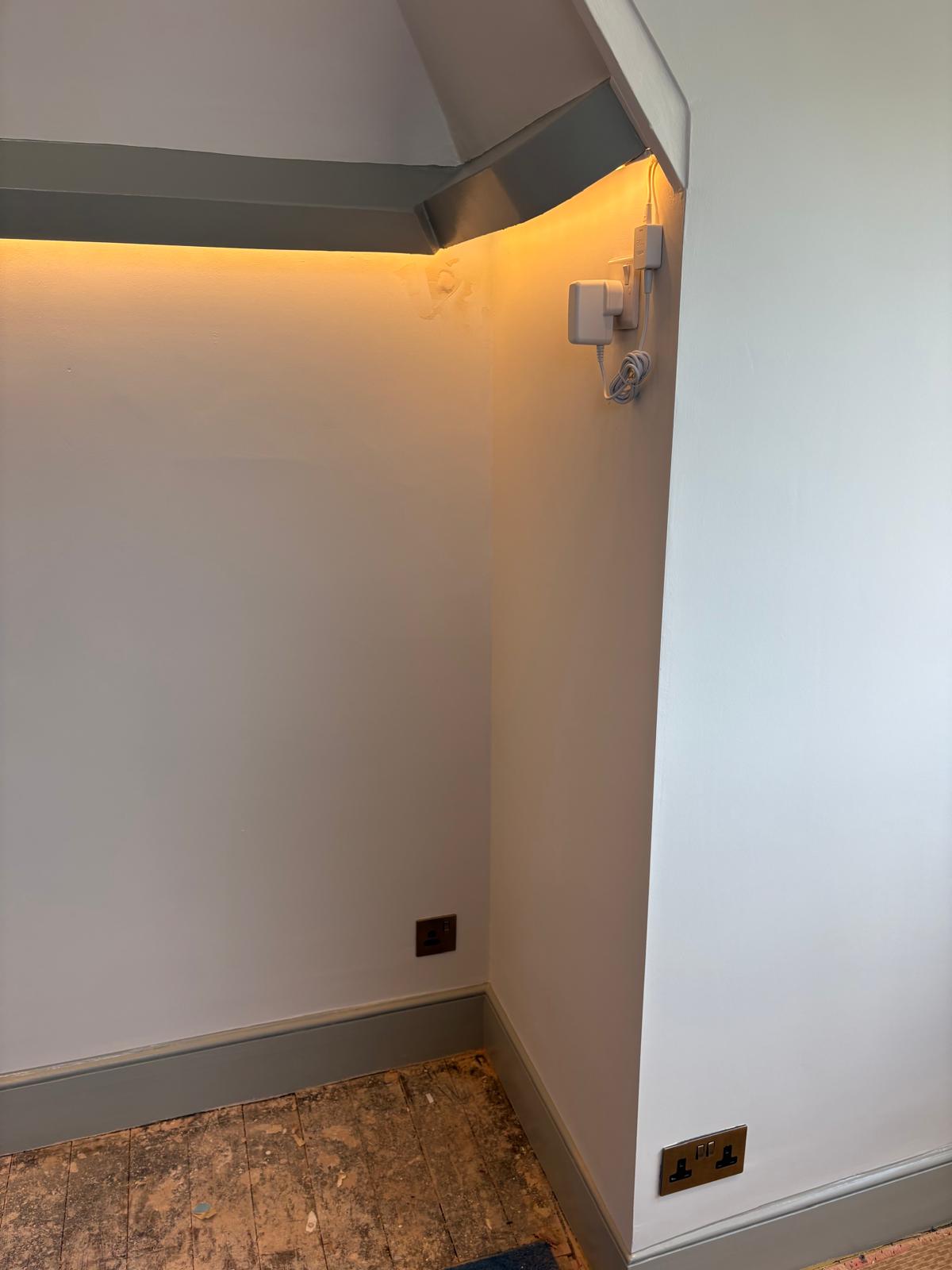 Stairwell wall light installation